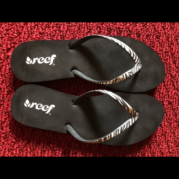 reef zebra flip flops